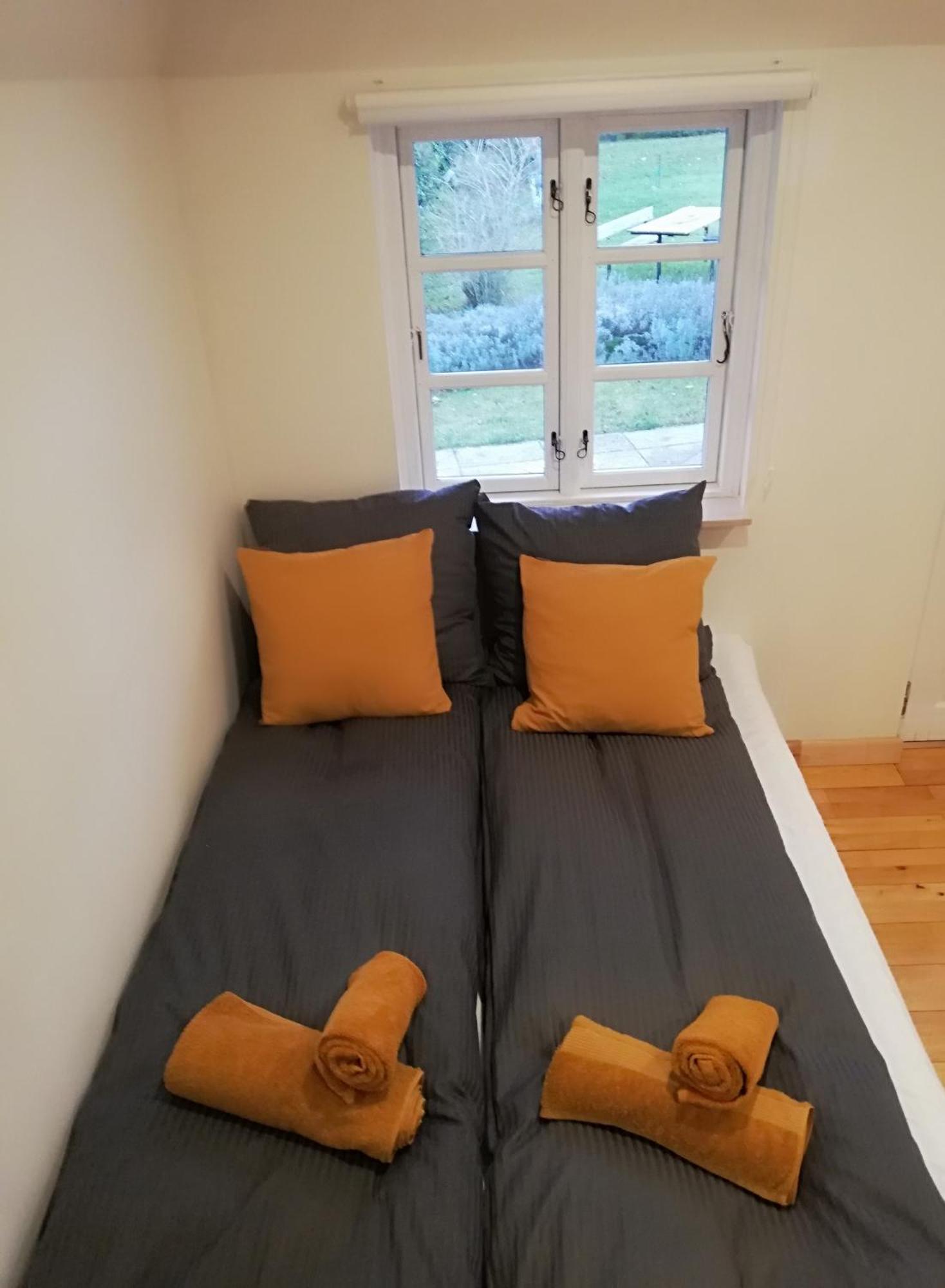 The Whispering Apple Garden Retreat Appartement Morud Buitenkant foto